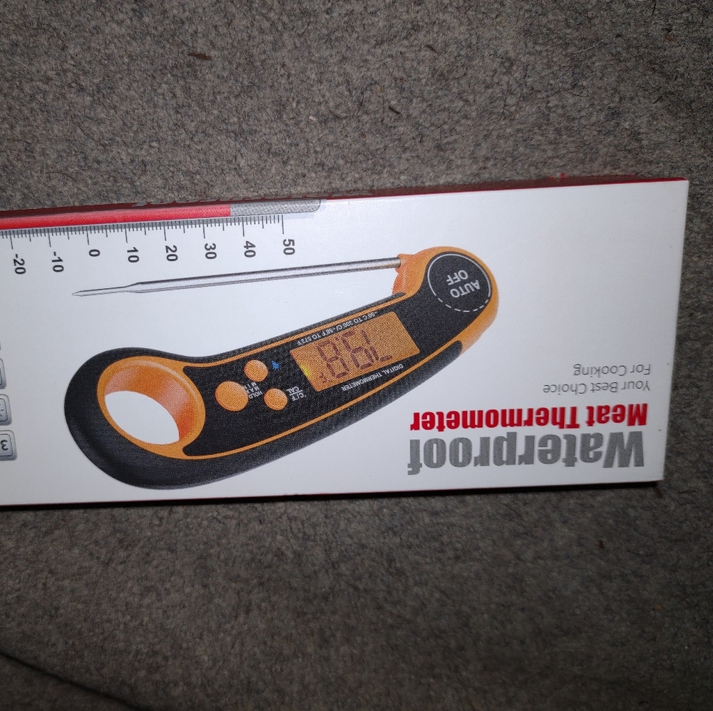 Waterproof meat thermometer